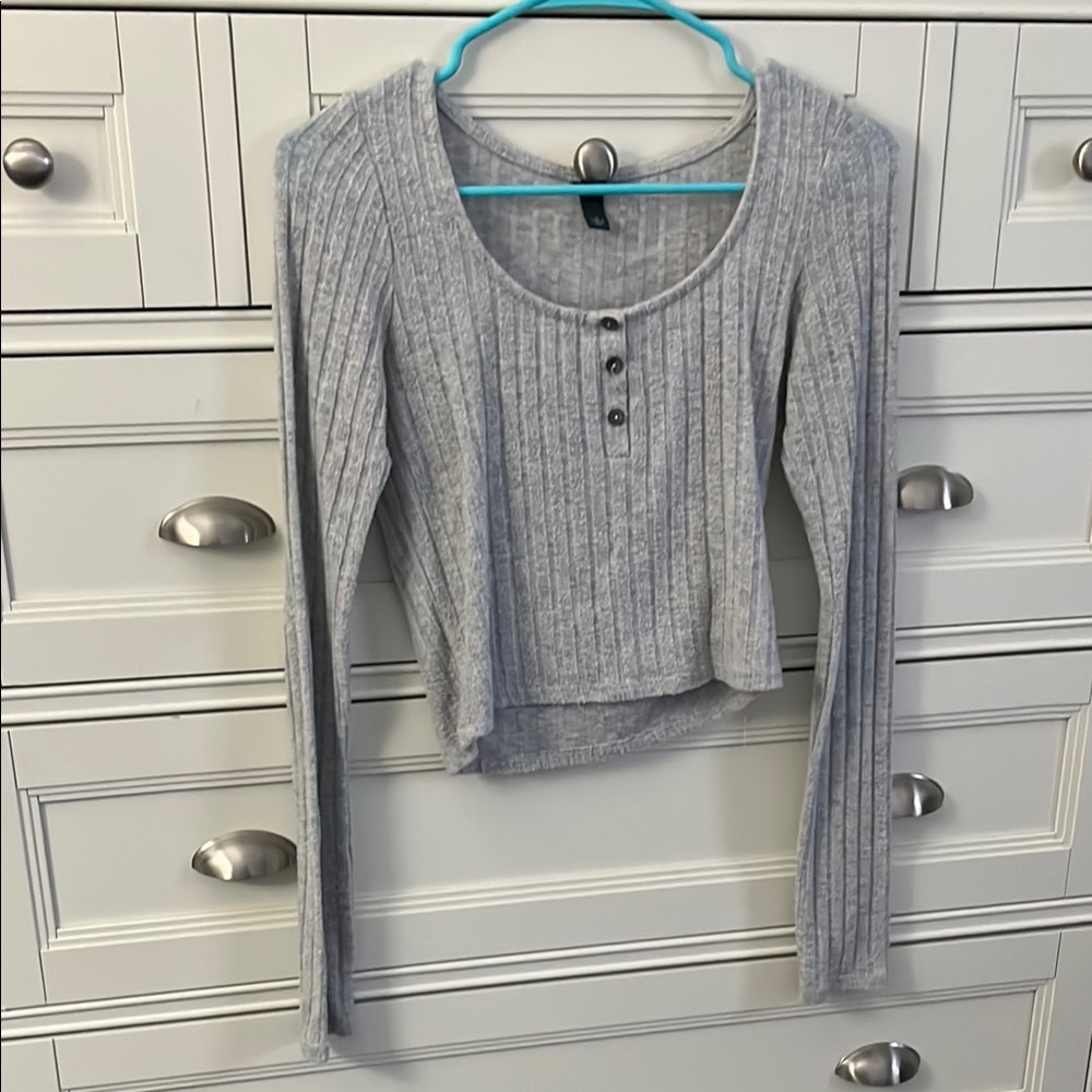 H&M Gray Ribbed Long Sleeve Top